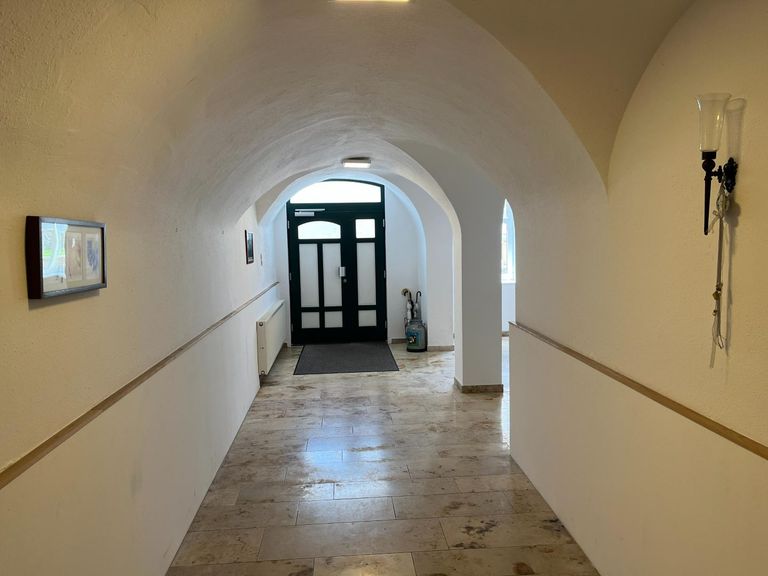 EG Eingang zum Saal OG