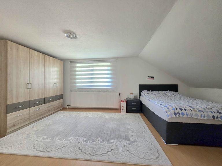 Schlafzimmer - OG