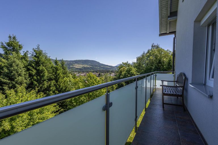 Balkon Nord-Ost-Ausrichtung