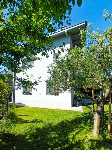 Außenansicht vom Garten aus