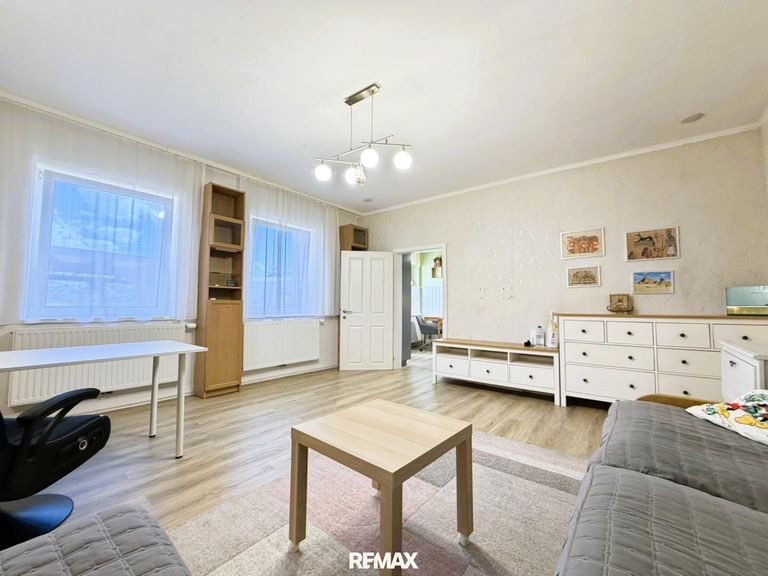 11 Wohnzimmer