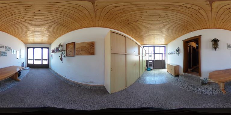 Toreinfahrt ca. 25 m²