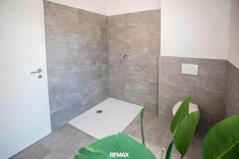 Bad_Dusche_OG