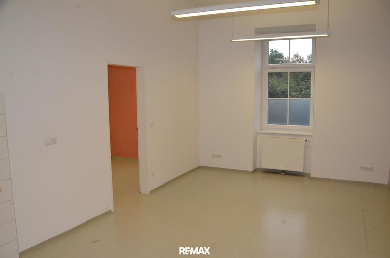 Behandlungszimmer 1_Ansicht 1