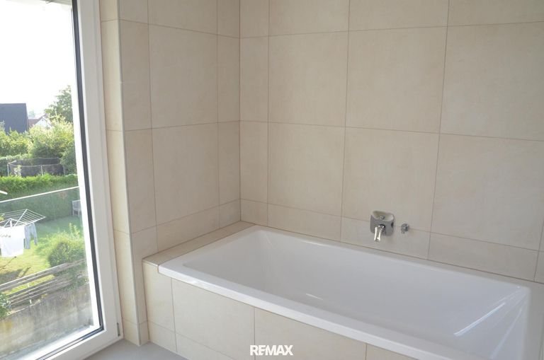 Badezimmer Ansicht 2