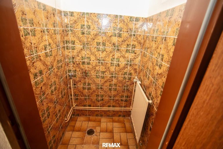 Altbau WC