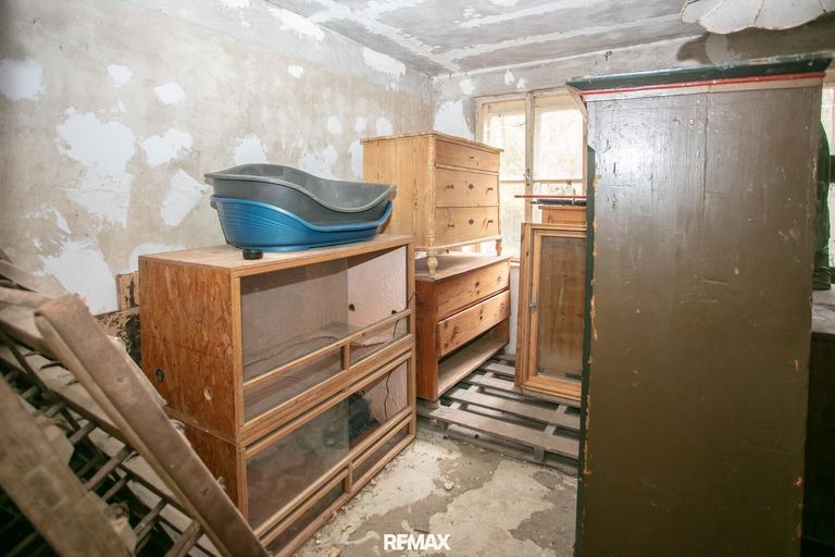 Altbau 