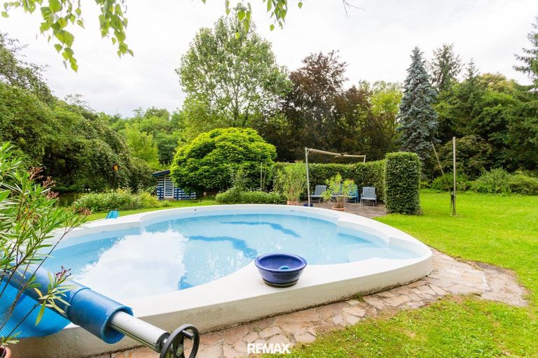 Pool II