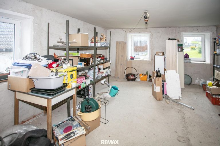 Altbau 1