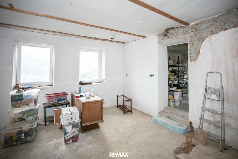 Altbau 3