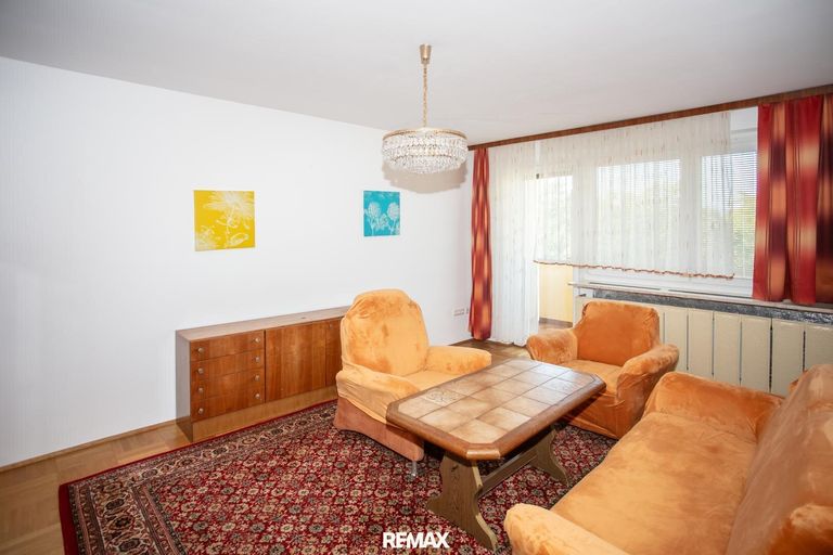 Wohnzimmer Ansicht 1