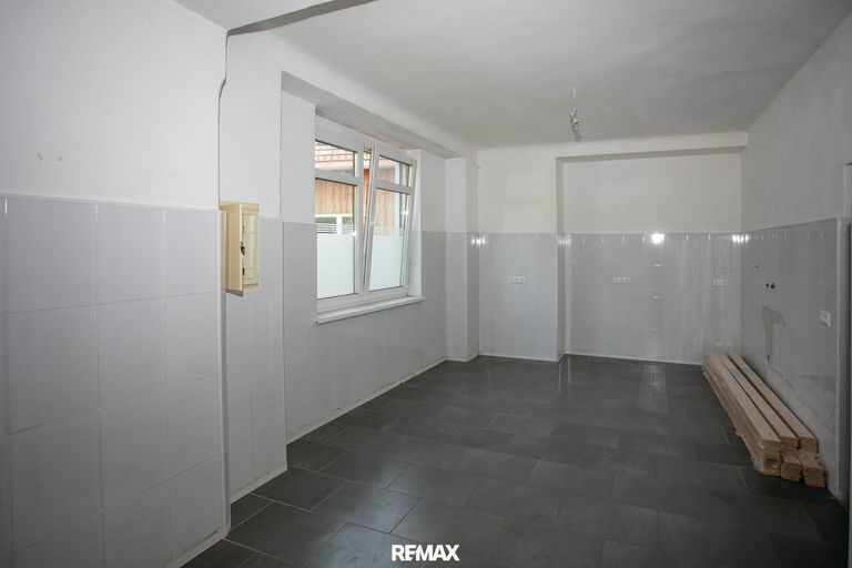 Altbau Gewerbeflächen 1_Ansicht 1
