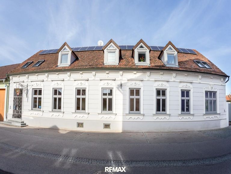 Straßenansicht 1