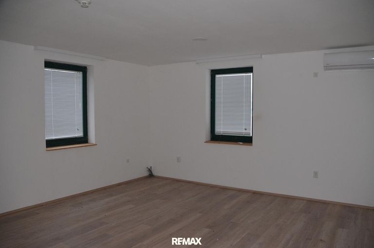 Büro_Ansicht 2