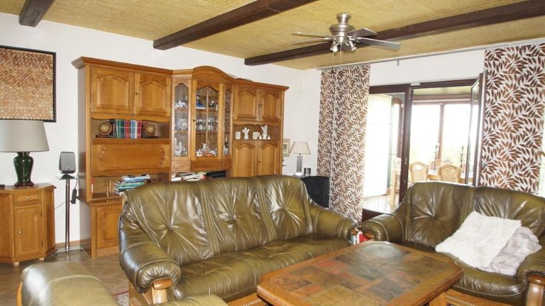27 Wohnzimmer mit Wintergarten EG EFH 1220