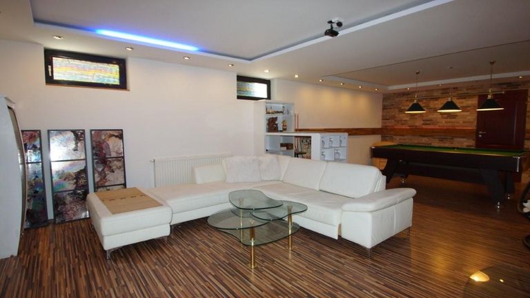 20 Wohnkeller Lounge EFH 2000