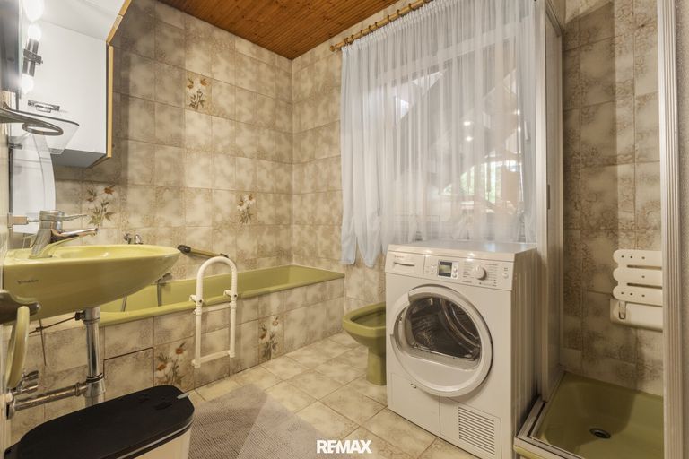 Badezimmer EG