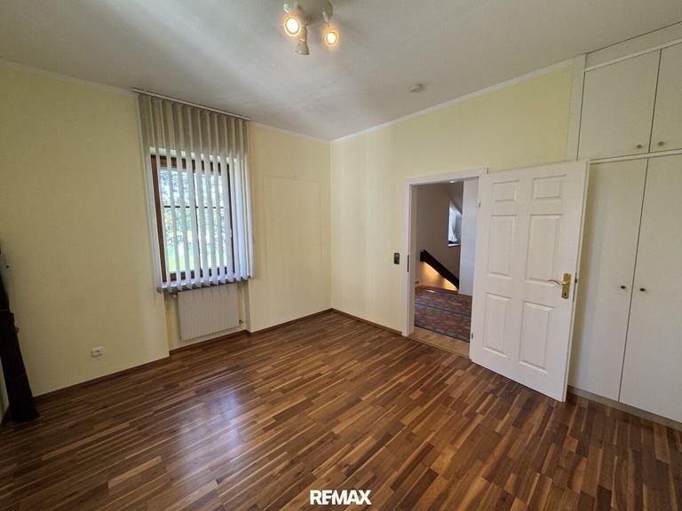 OG - Garderobe