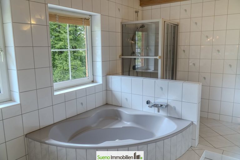 Badezimmer südseitig