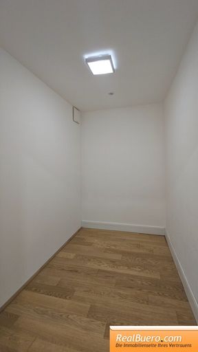 Erdgeschoß - Schrankraum
