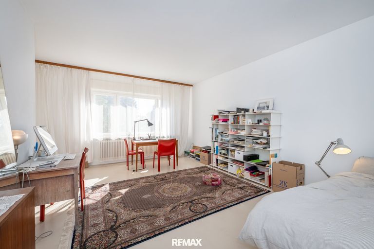 Zimmer mit Büro OG