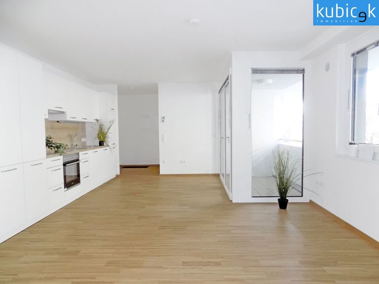 Wohnküche mit Loggia