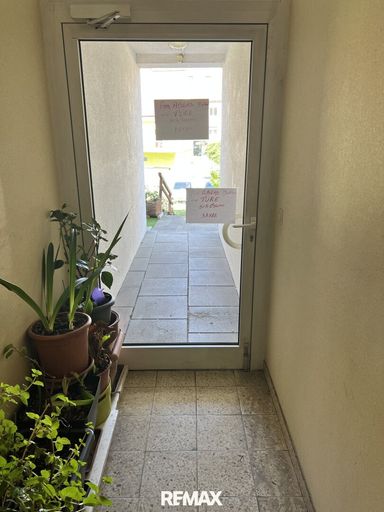 Ausgang Keller