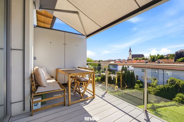 Loggia/ Balkon
