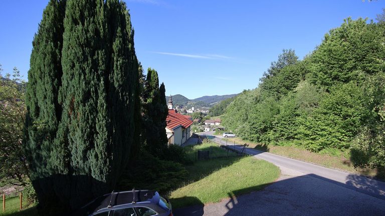 Zufahrtstraße