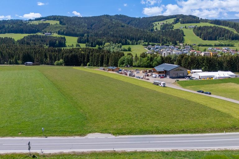 Gewerbegrundstück - Drohnenfoto