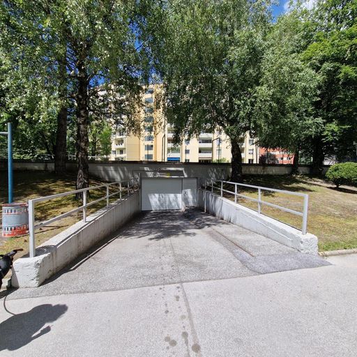 Tiefgaragenausfahrt