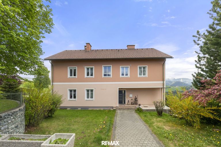 Haus mit Eingangsbereich