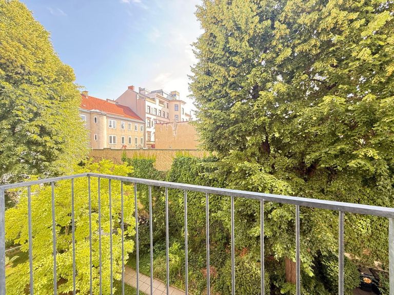 Balkon Richtung Innenhof