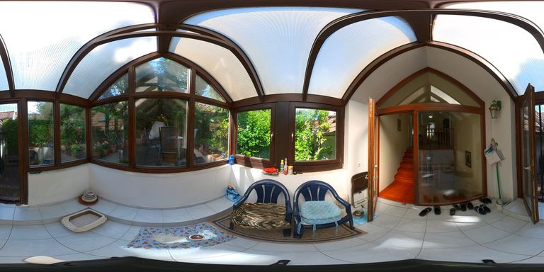 360°