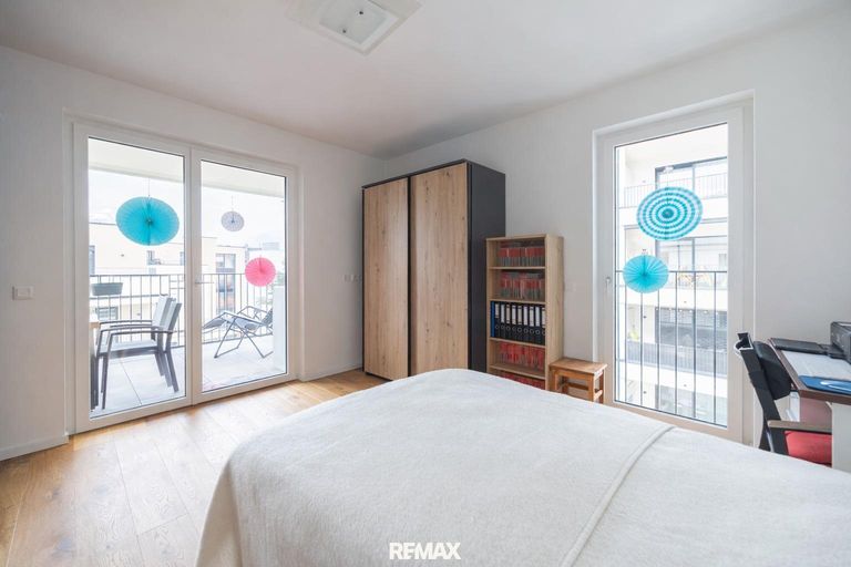 Schlafzimmer 1