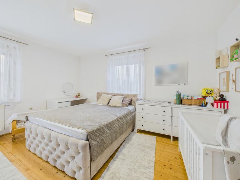 Schlafzimmer 3
