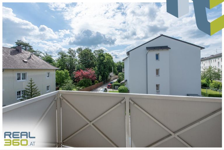 Balkon bei Wohnzimmer