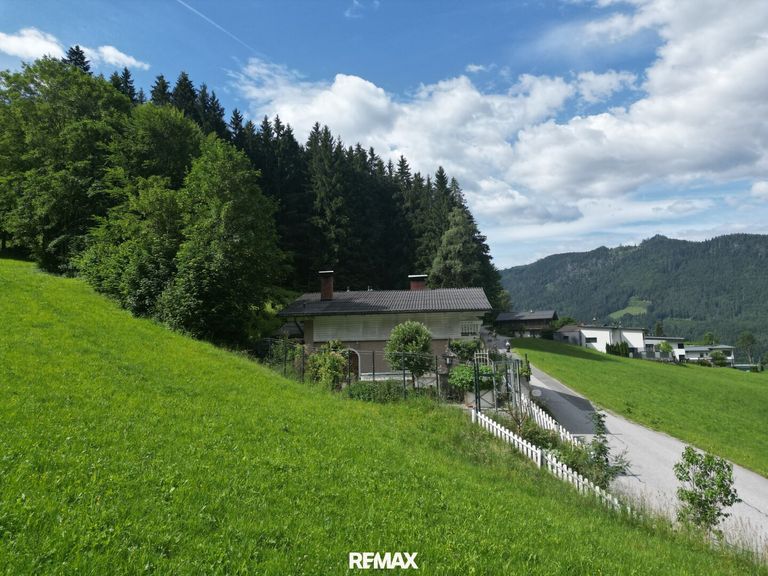 Haus mit Umgebung