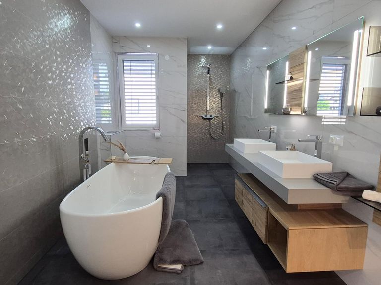 OG Badezimmer