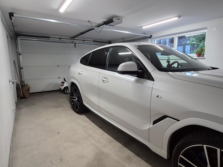 EG Garage (Durchgang zu Wohnbereich)