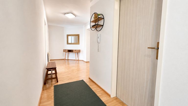 Flur Kompagnon Immobilien