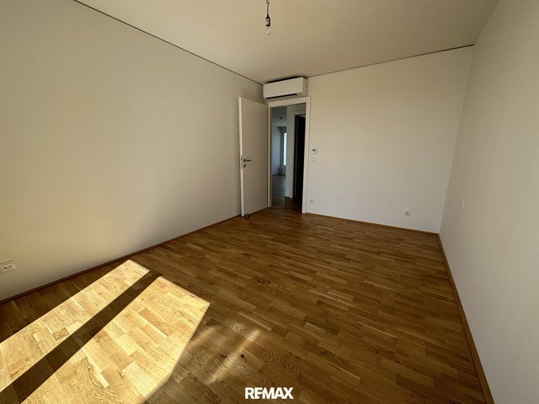 Zimmer 1 OG