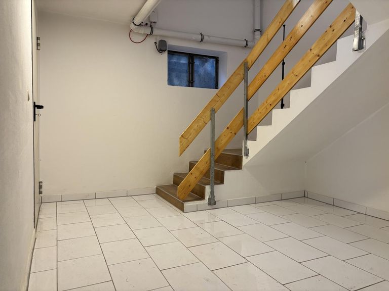 Stiegenabgang Keller