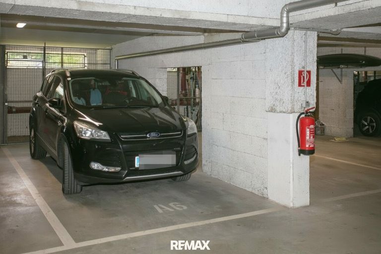 Tiefgaragen Parkplatz