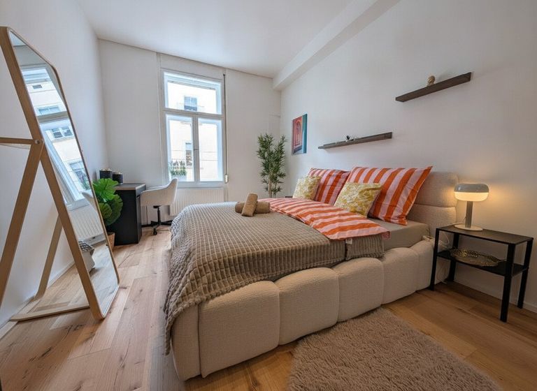 Schlafzimmer 1