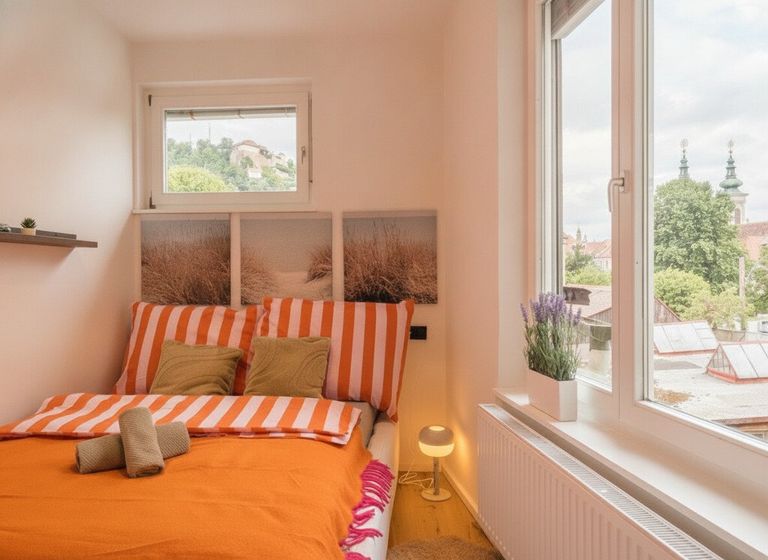 Schlafzimmer 4