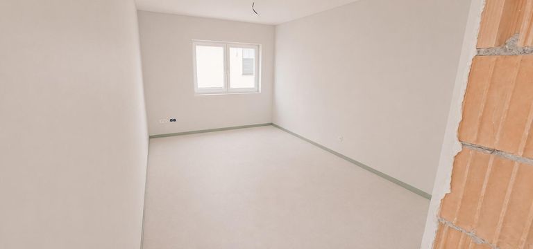 OG Zimmer 1  16,84m²