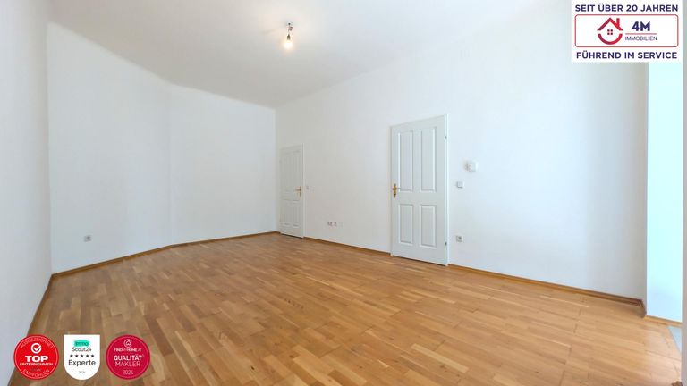 Wohnzimmer vom Balkon