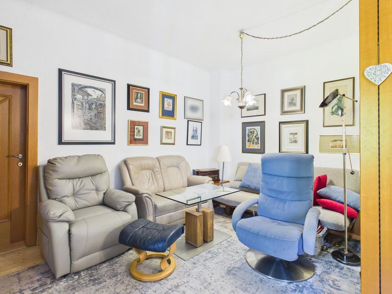 7784-Haus 1 Wohnzimmer