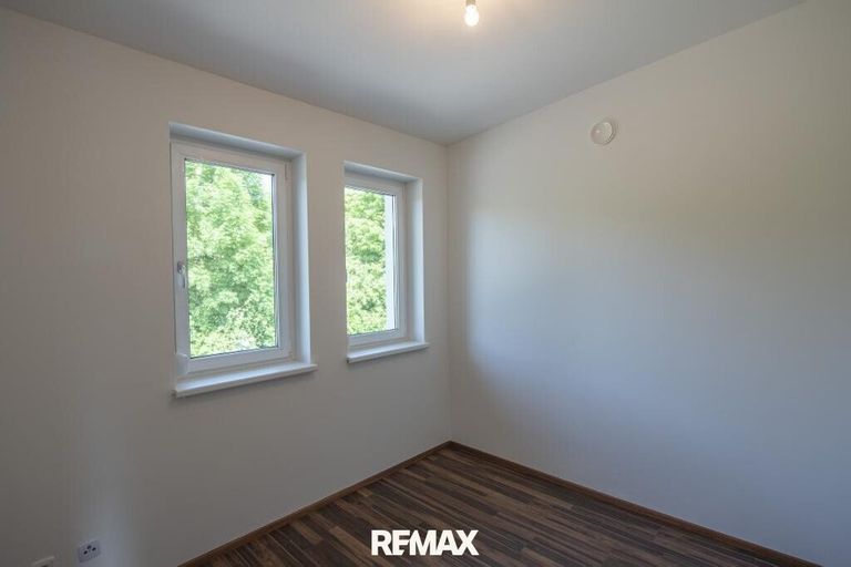 Büro/Kinderzimmer